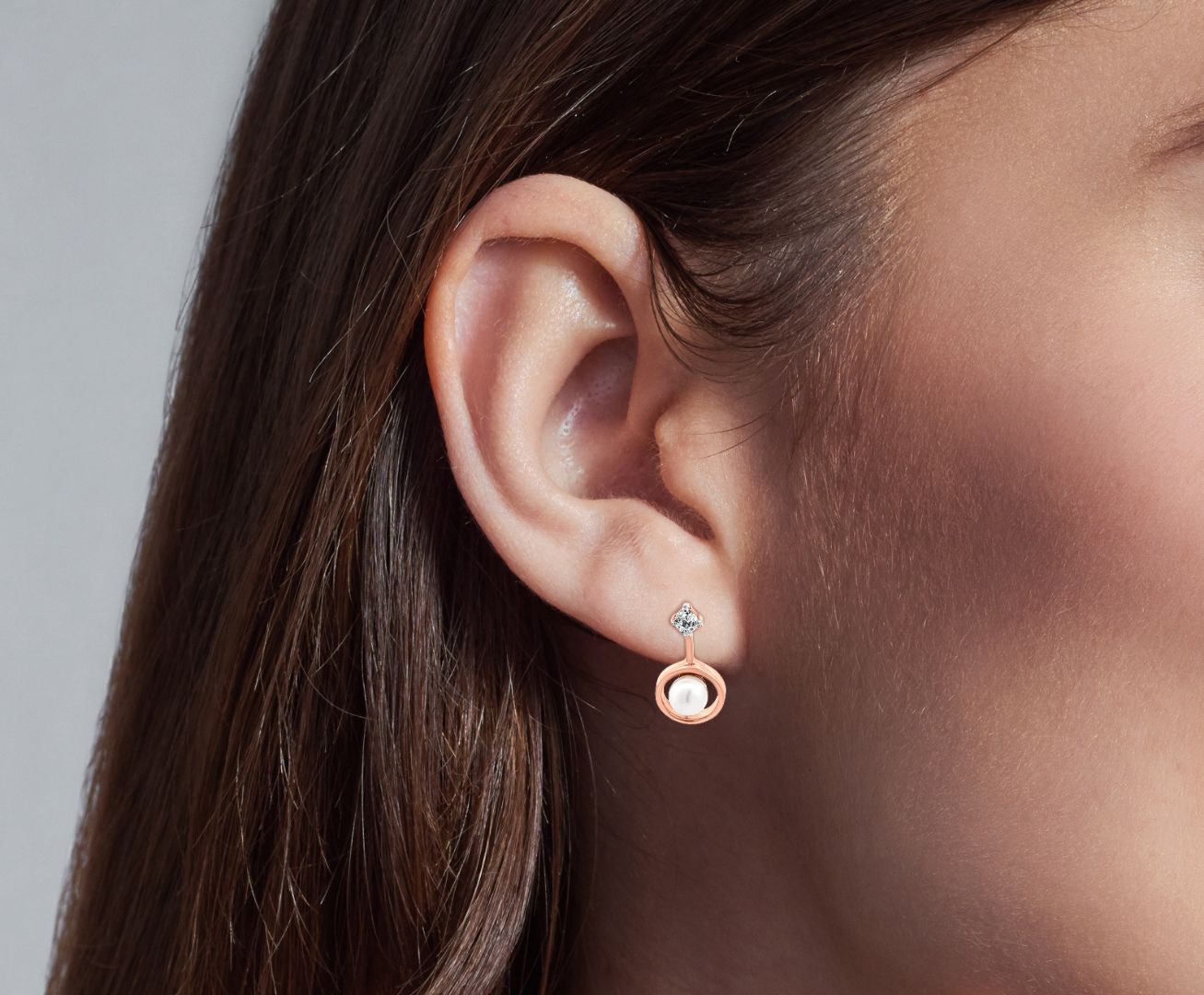 18k Rose Gold Earrings with Pearl and Stones