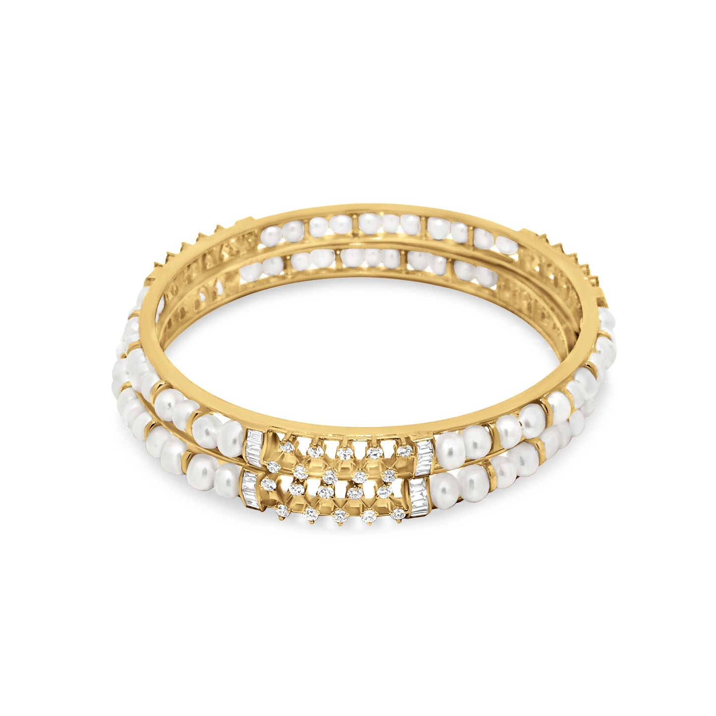 Traditional Bangle In 18K Yellow Gold, Studded With Diamonds And Pearls