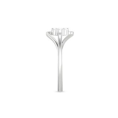 18K White Gold Diamond Ring