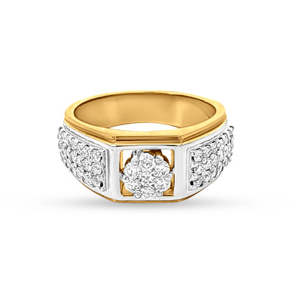 18k Gold Heavy Diamond-Studded Womens Wedding Ring
