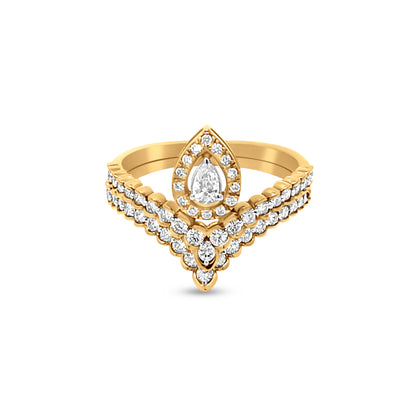 Elegant 18k Yellow Gold Queen Crown Ring with Pear-Shaped Diamond - A Symbol of Power and Self-Love