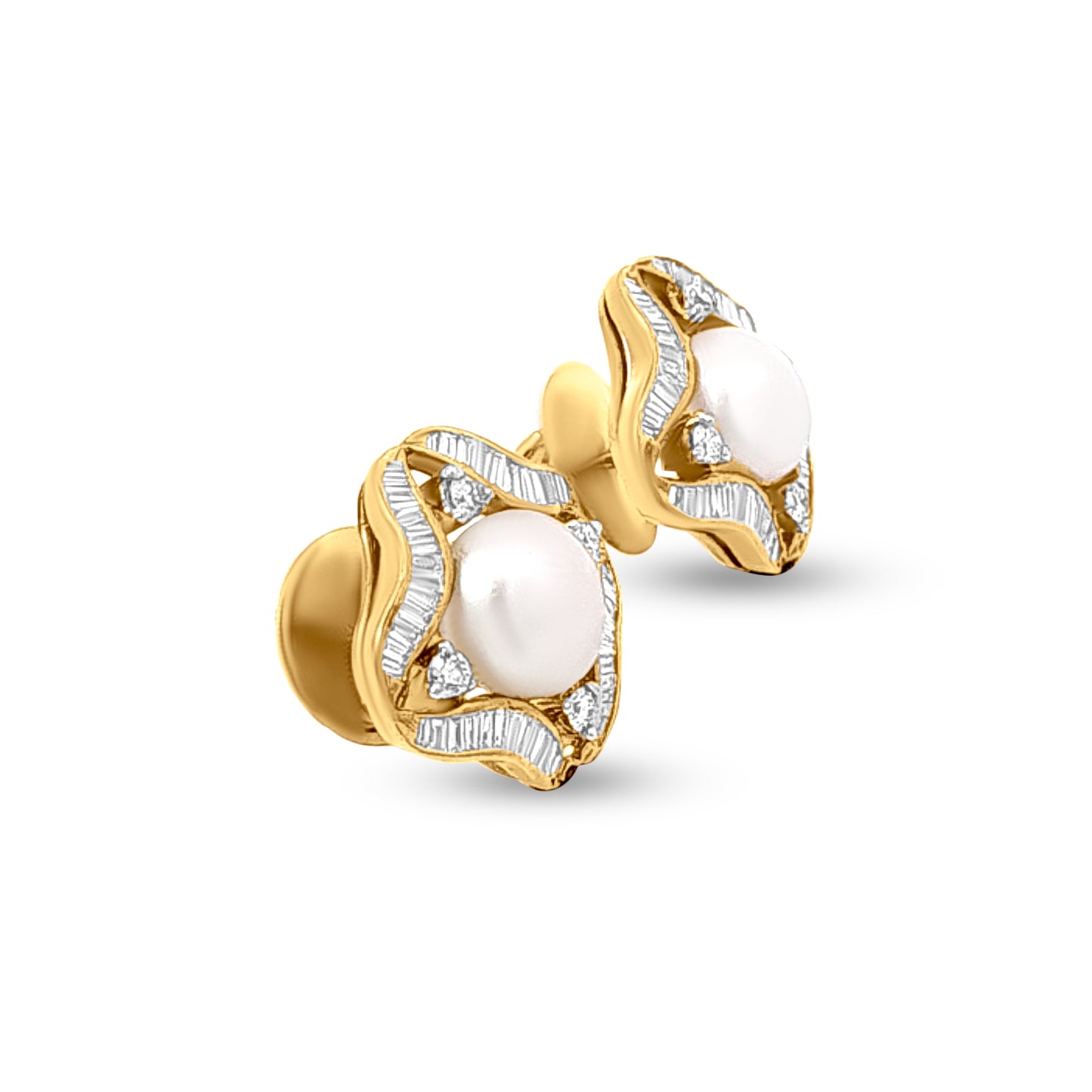 Moti Meenakshi Ensemble: 18k Yellow Gold Pearl and Baguette Diamond Pendant Set