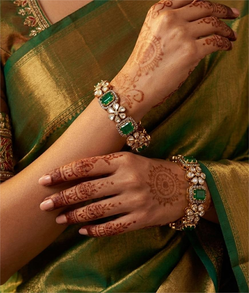 Royal 925 Silver Kundan Openable Bangle