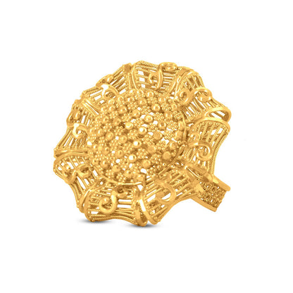 22k Yellow Gold Cocktail Ring: Exquisite Filigree Craftsmanship.