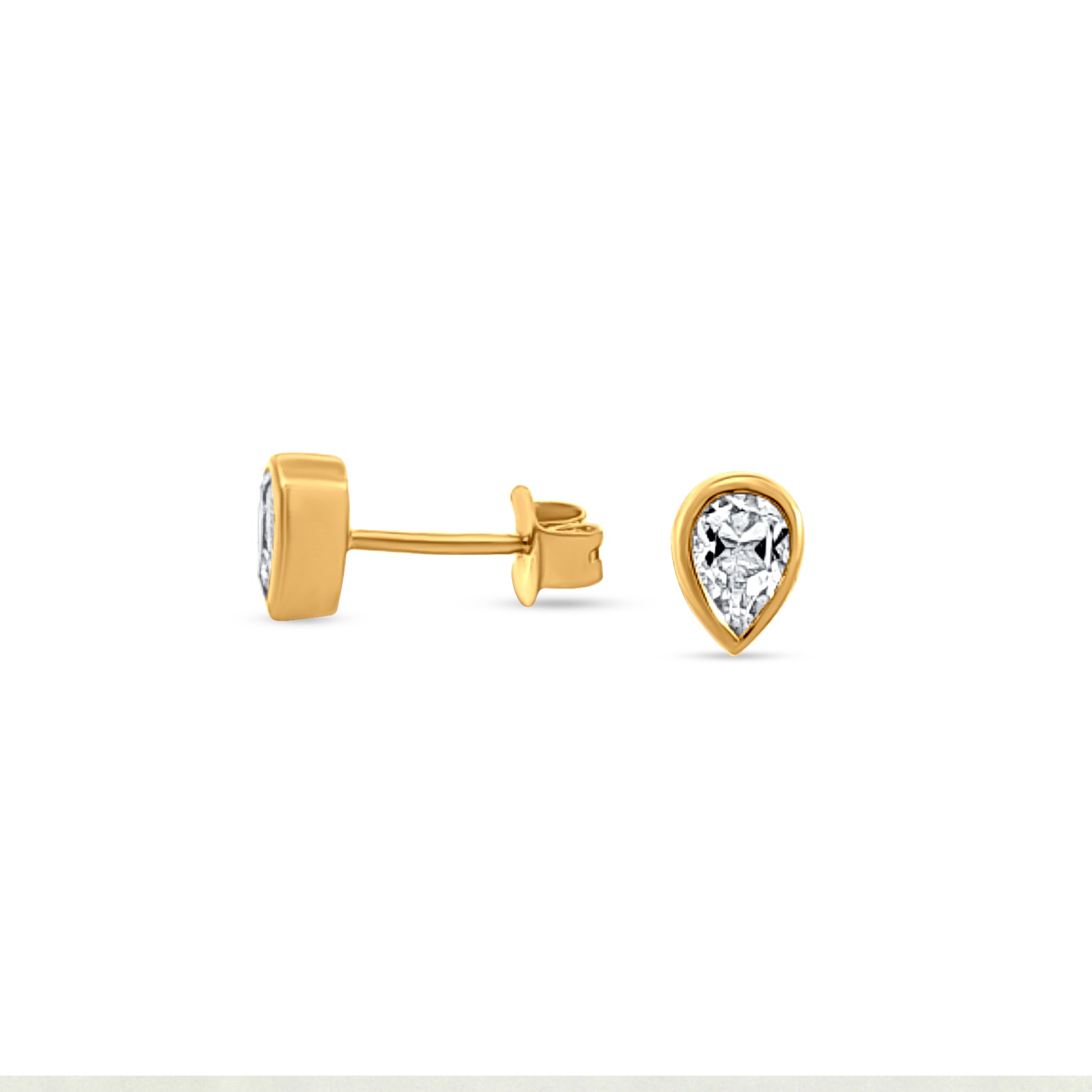 Minimalist Drop-Shaped Sterling Silver Stud Earrings in Yellow Tone