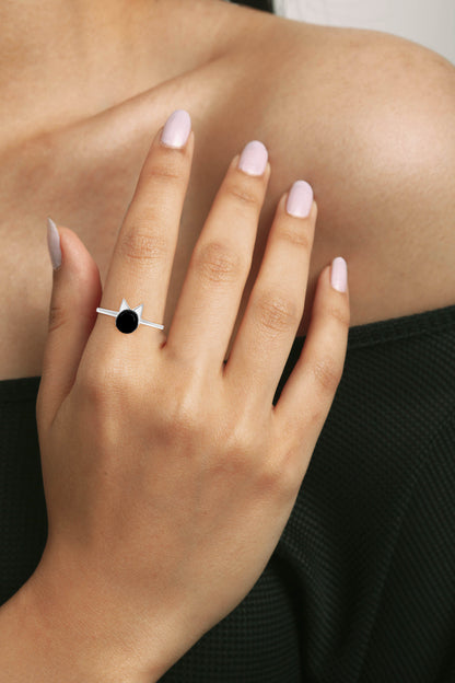Single Stone Cat Face Black Stone Sterling Silver Ring